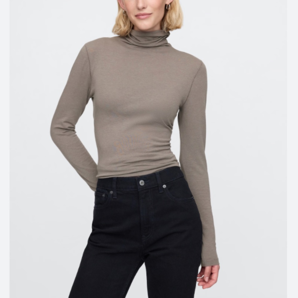 GAP Heather Brown Featherweight Turtleneck Size Extra Small